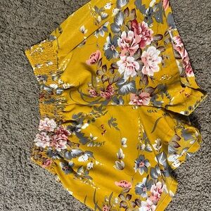 SHEIN Yellow Floral Women Shorts
